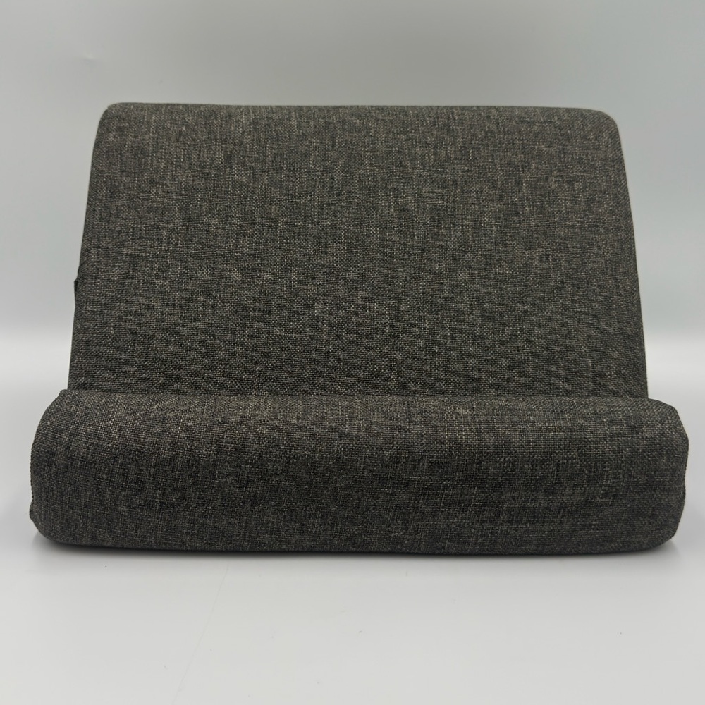 NWOT The Duo Multi-Angle Soft Foam Tablet Stand with Storage Gray